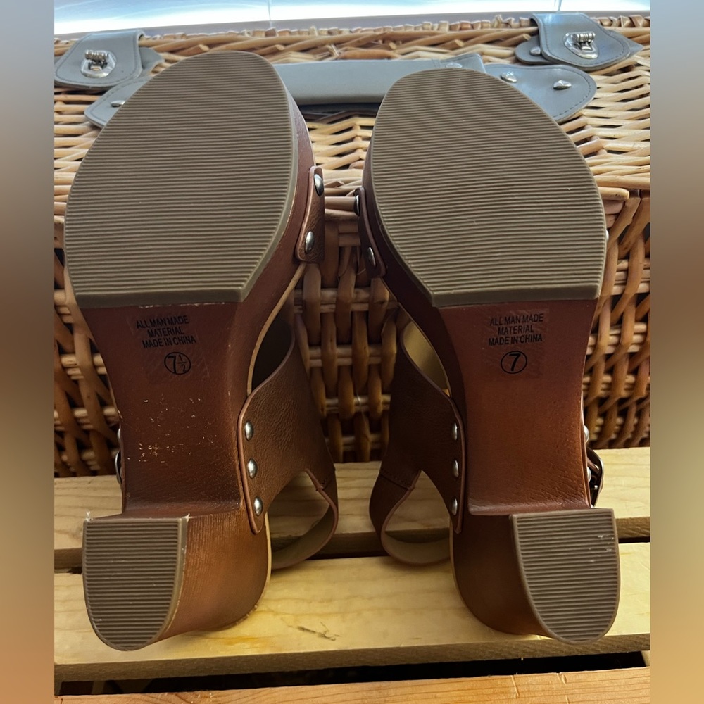Versona High Heels - Picture 5 of 5
